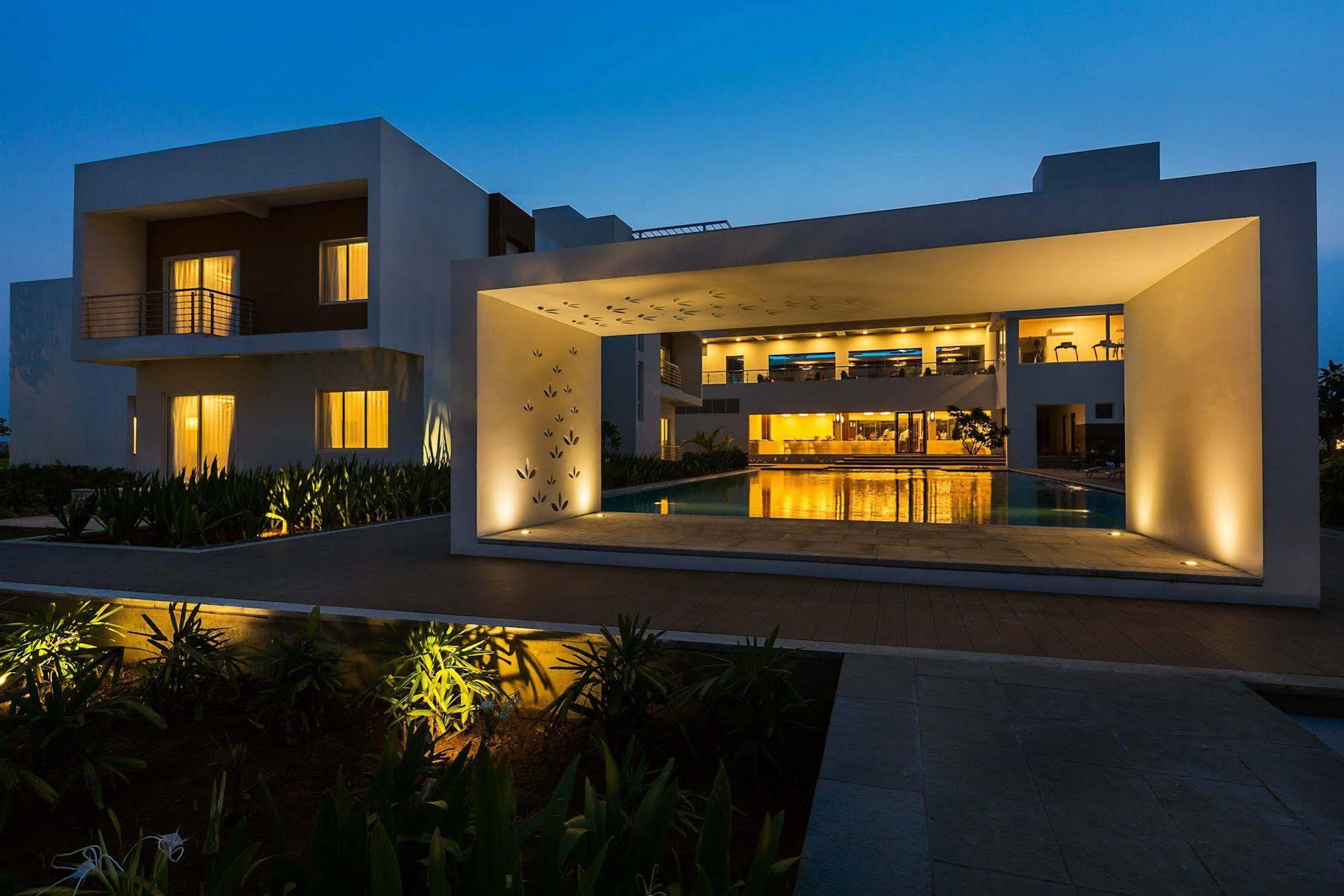 Confluence Banquets And Resort Mahabalipuram Εξωτερικό φωτογραφία