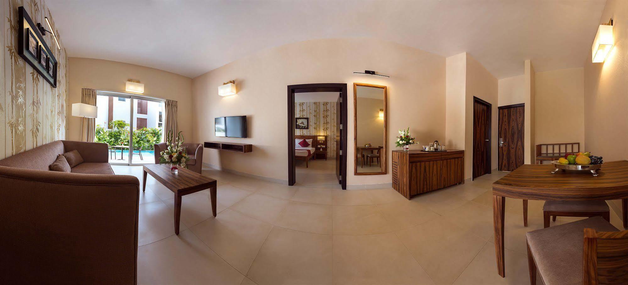 Confluence Banquets And Resort Mahabalipuram Εξωτερικό φωτογραφία