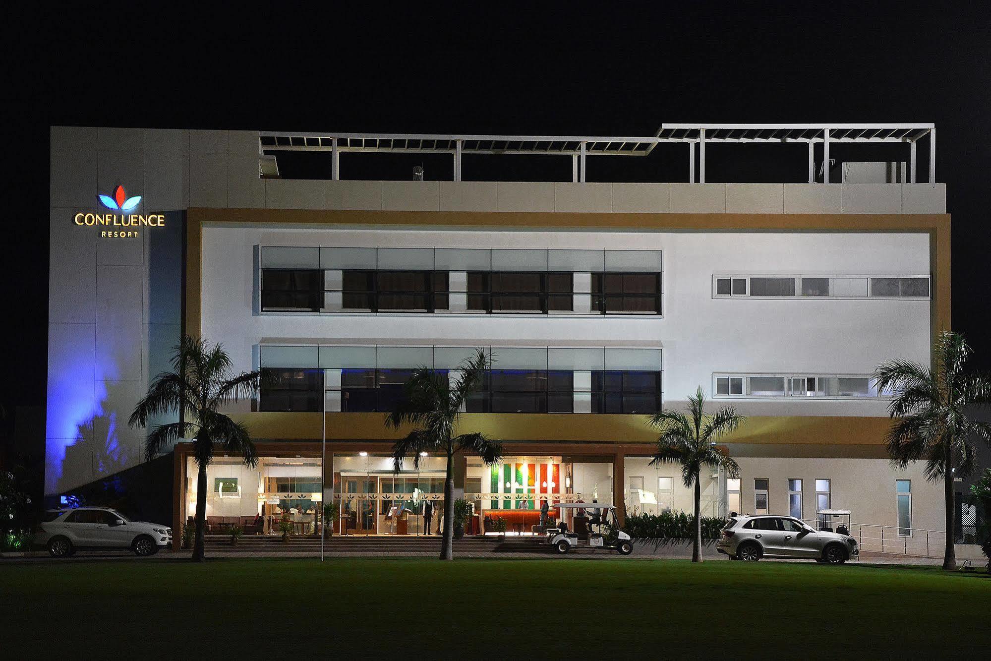Confluence Banquets And Resort Mahabalipuram Εξωτερικό φωτογραφία